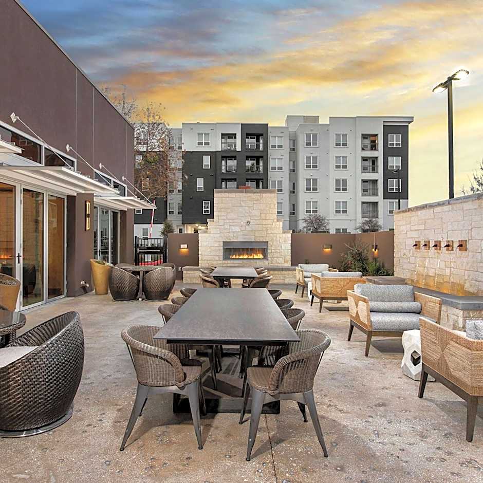 DoubleTree by Hilton San Antonio Northwest