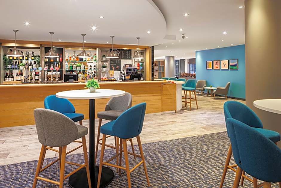 Holiday Inn High Wycombe M40 Jct.4 By IHG