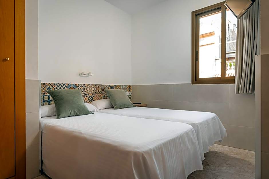 Hostal Baler
