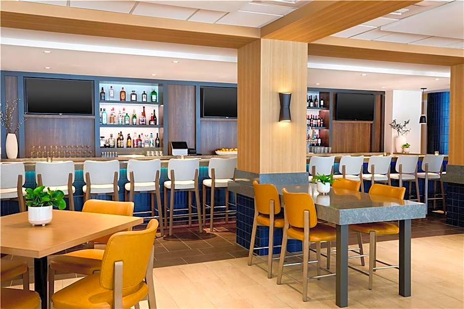 Hilton Garden Inn LAX Los Angeles Airport