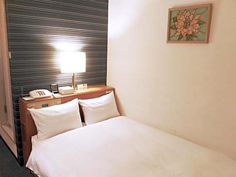 Double Room with Small Double Bed - Smoking