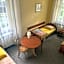 Centrum Edukacyjno-Rozwojowe Wrocław Pawłowice - bezpłatny parking