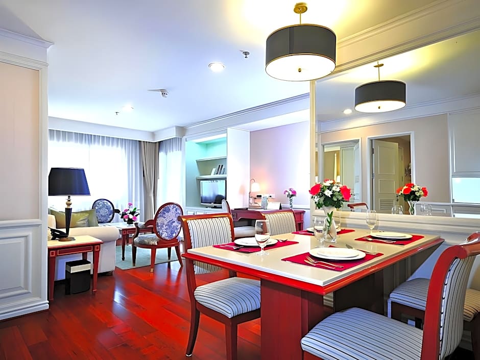 Centre Point Sukhumvit Soi 10