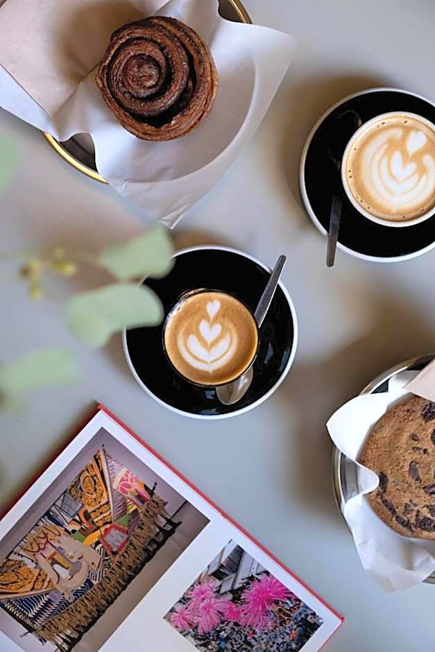 Bermonds Locke, Tower Bridge