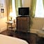 Grand Magnolia Ballroom & Suites