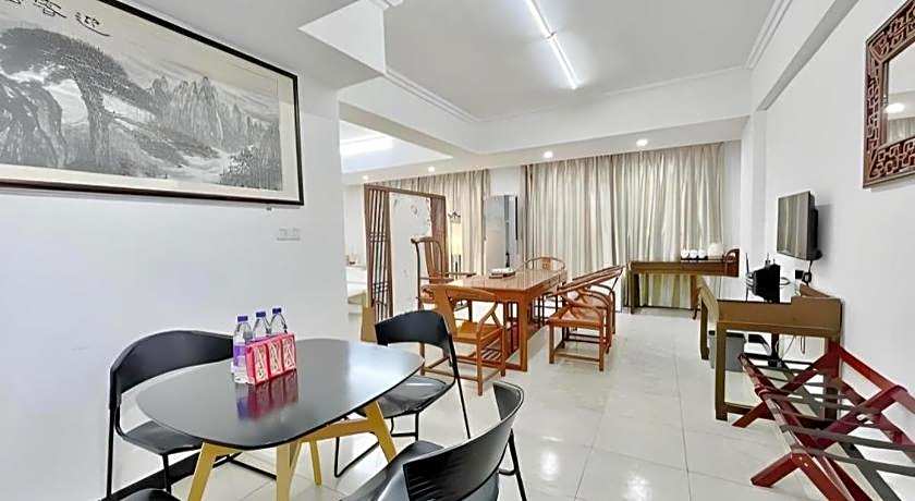 Wings Hotel