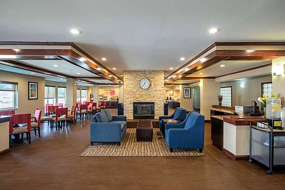 Comfort Suites Dallas Park Central