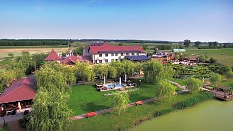 Nádas Tó Park Hotel