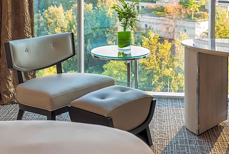 Renaissance Santiago Hotel