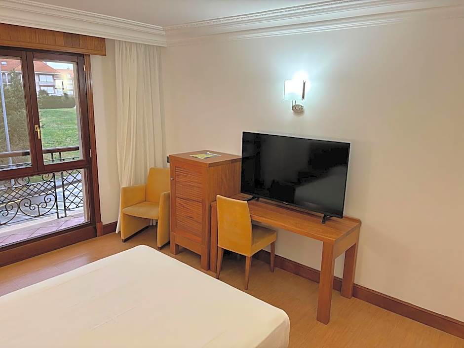 Gran Hotel Liber & Spa Playa Golf