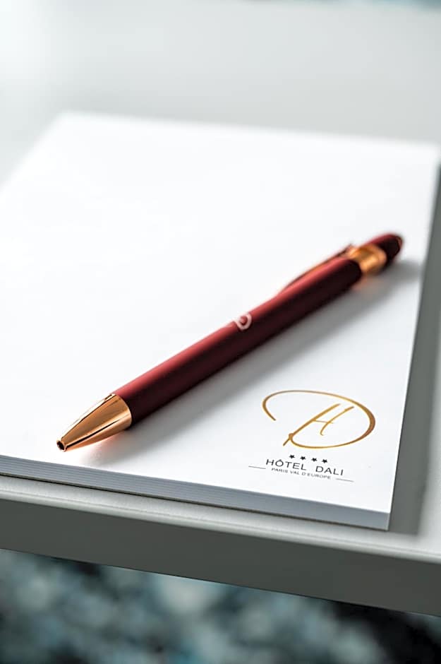 Hotel Dali Val d'Europe Tapestry Collection by Hilton