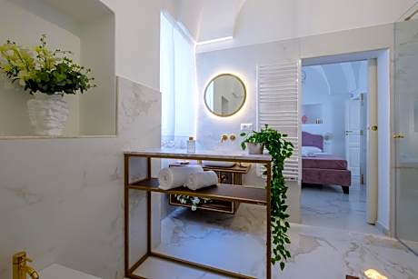 Deluxe Double Room with Bath