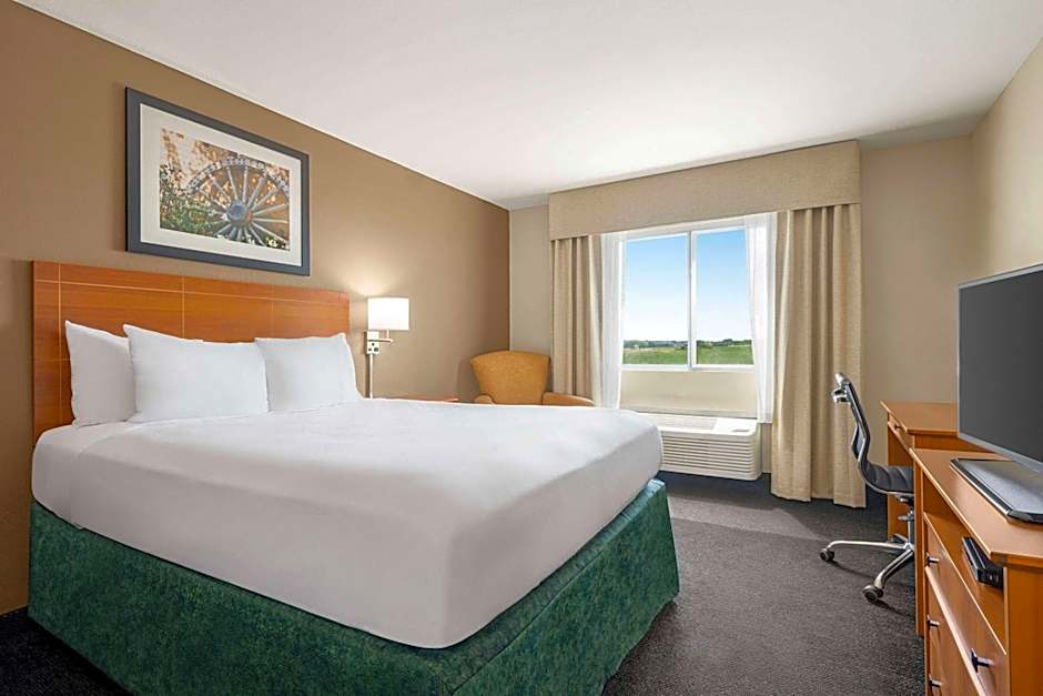 Baymont by Wyndham Fremont