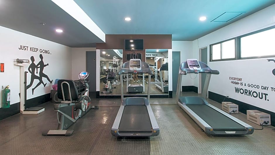 Somerset Olympia Makati – Makati, NY