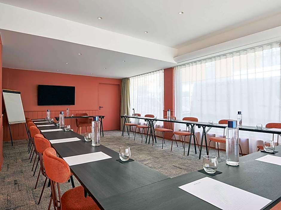 Mercure Saint Raphael Centre PLage