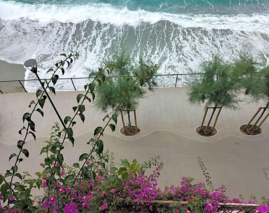 La Bouganville Beatiful Sea view