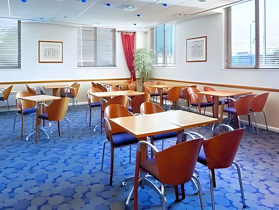 Holiday Inn Express London-Wimbledon-South By IHG