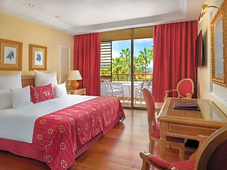 Deluxe Double or Twin Room with Spa View
