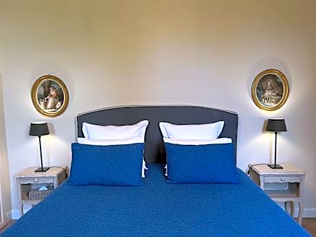 Suite with Italian shower