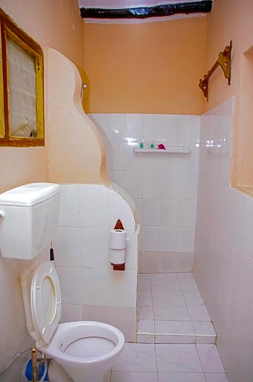 Zanzi Rest Bungalows