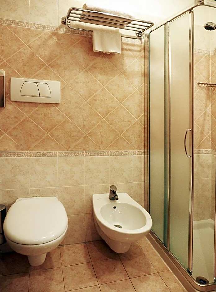 Hotel Cris