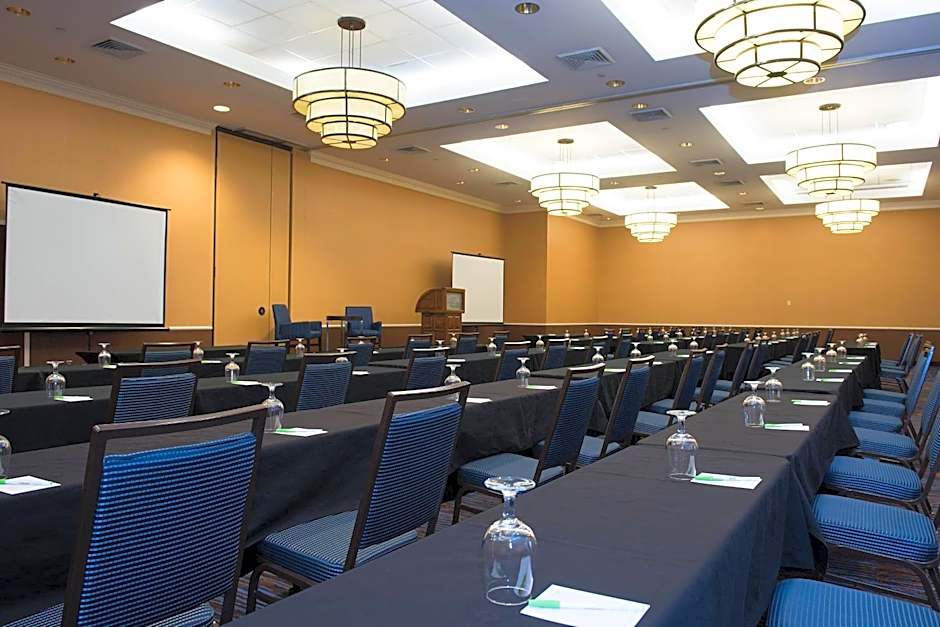 Courtyard by Marriott Waterbury Downtown