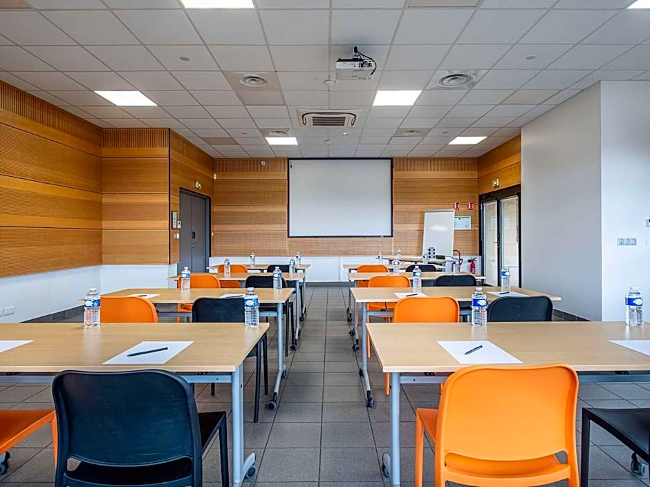 ibis Styles Vierzon