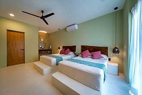 Deluxe Queen Room with Two Queen Beds