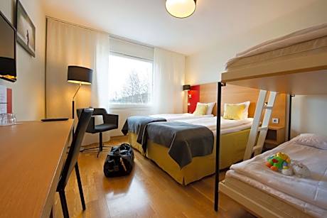 Standard Family Room