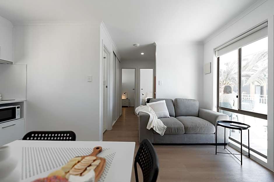 Highway 1 Holiday & Lifestyle Park