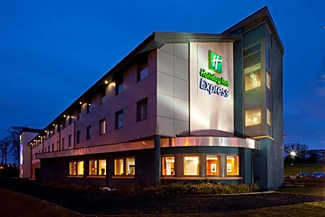 Holiday Inn Express Dunfermline By IHG