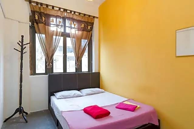 Cocoa Mews Cafe & Home