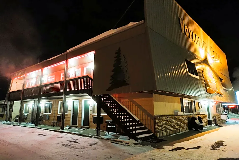 Love Hotels Voyageur by OYO at International Falls MN
