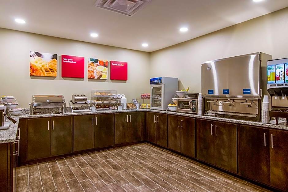 Comfort Suites Wooster near University Campus