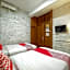 OYO 4016 Tan Jokteng Guest House