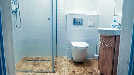 Twin Room with Private Bathroom