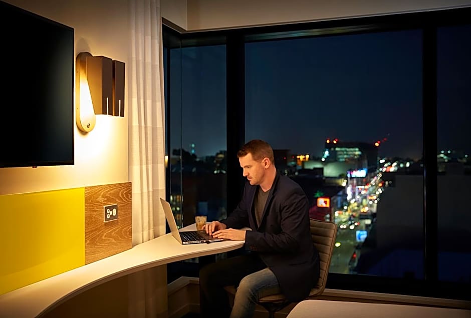 Holiday Inn Express Adelaide City Centre By IHG