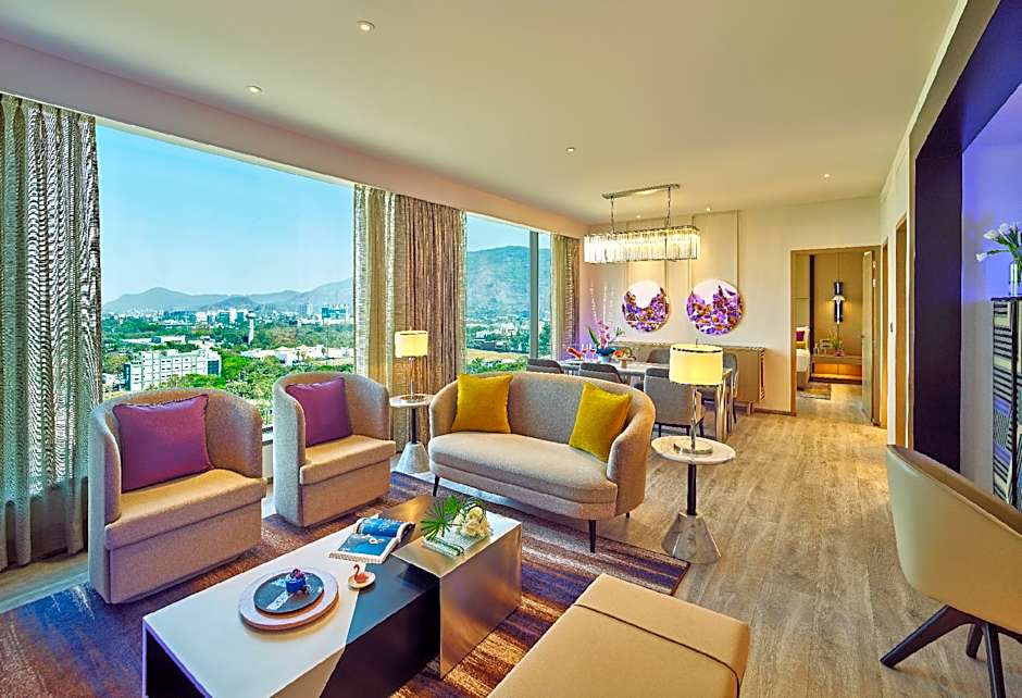 Vivanta Navi Mumbai, Turbhe