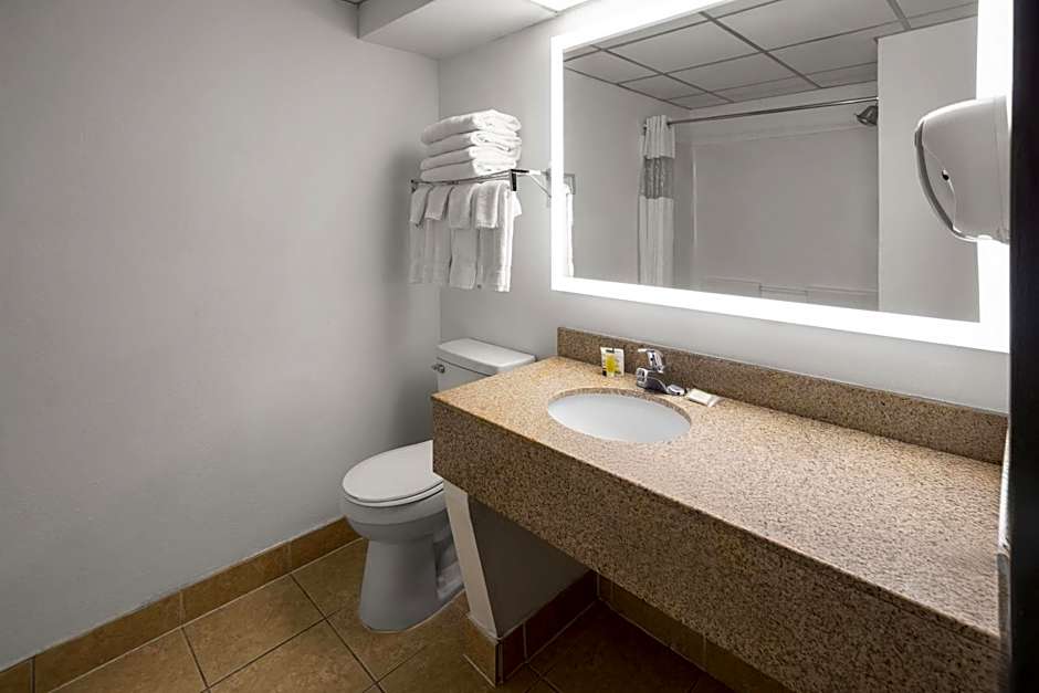 Baymont by Wyndham Westampton