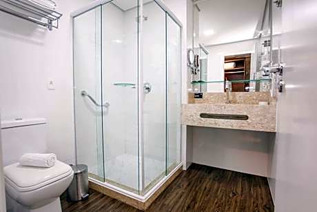 Luxury Triple Room