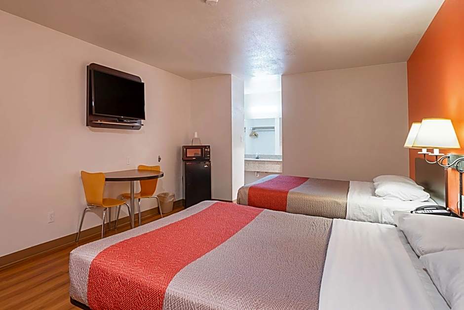 Motel 6-Safford, AZ