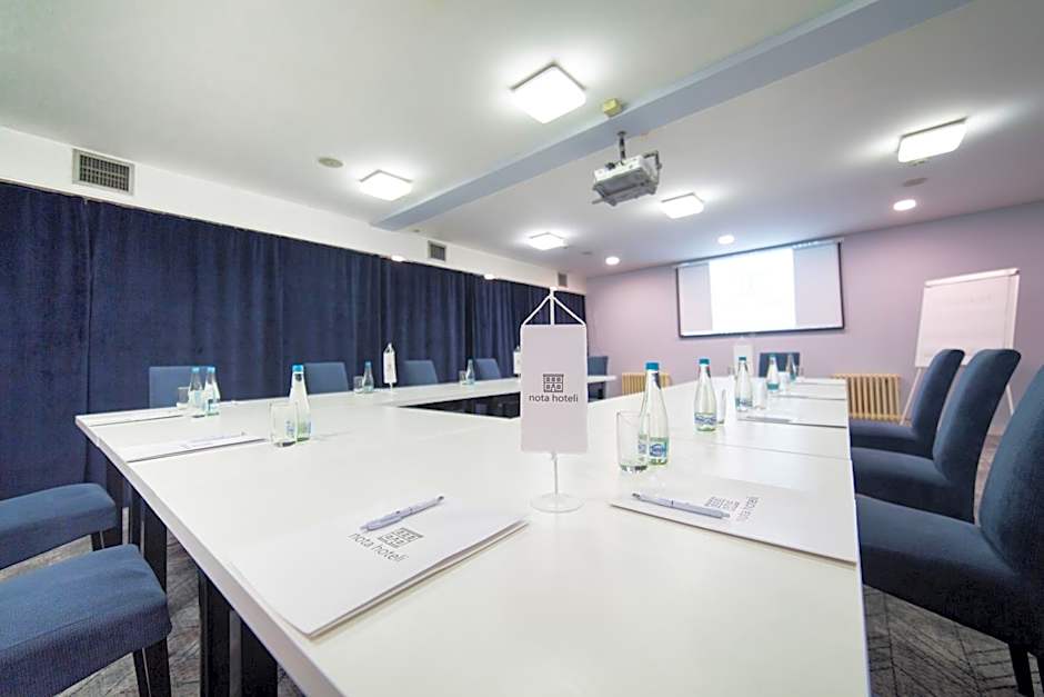 Hotel Astra Old Town