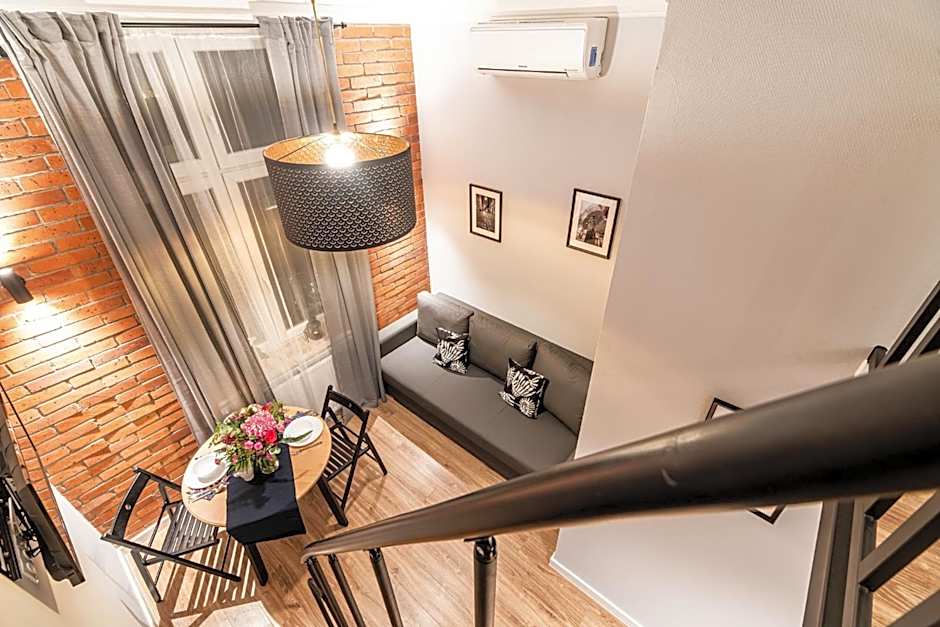 Lubomirskiego 23 Residence - great location, 10 min to Main Square by foot, right next to Main Rail and Bus Station