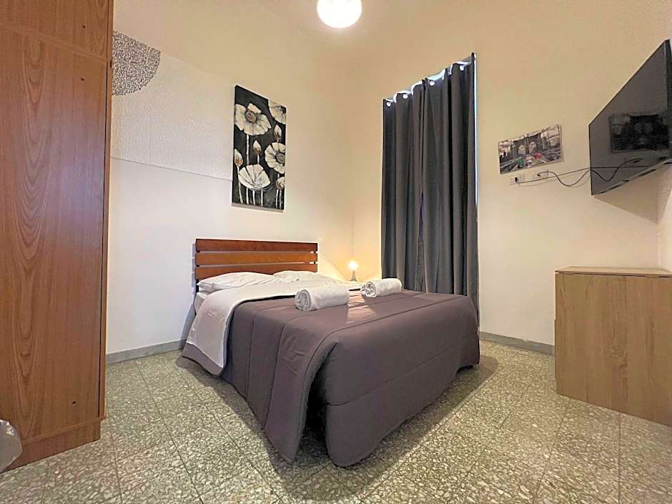 Freedom Traveller Hostel