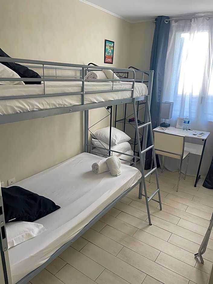 Hotel Des Congres Et Festivals