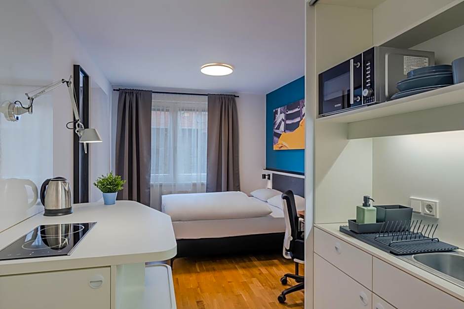 Dean's College Hotel