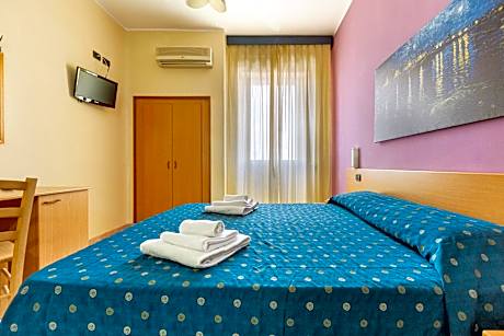 Queen Room - Disability Access