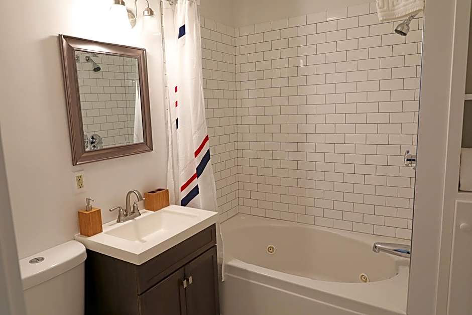 The Hotel Marblehead