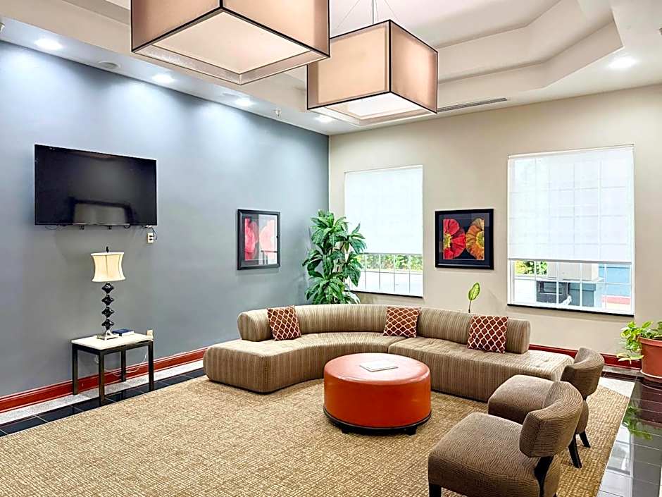 Quality Inn & Suites Greenville I-65