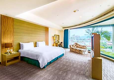 Superior King Room